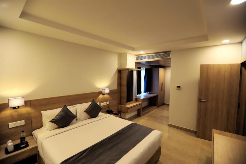 Hotel Pp Residency Covelong Zewnętrze zdjęcie